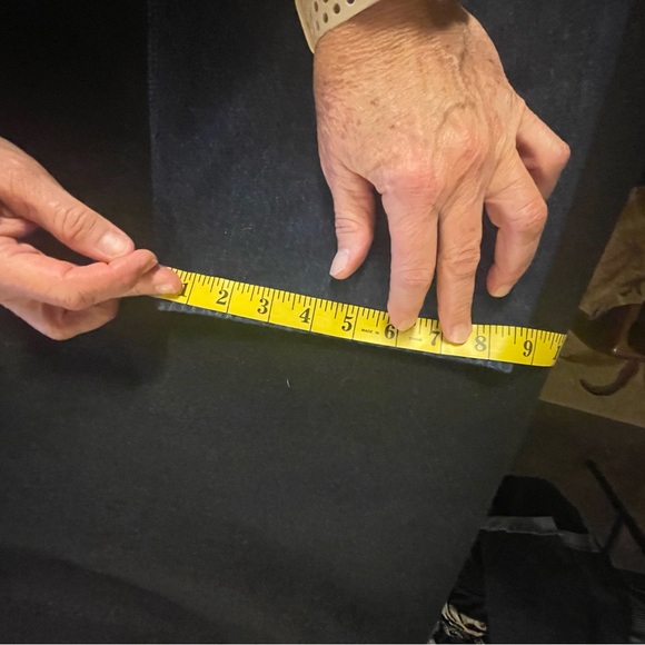 501 Levi Strauss and Company  Jeans. W38 L 32 - Picture 7 of 9